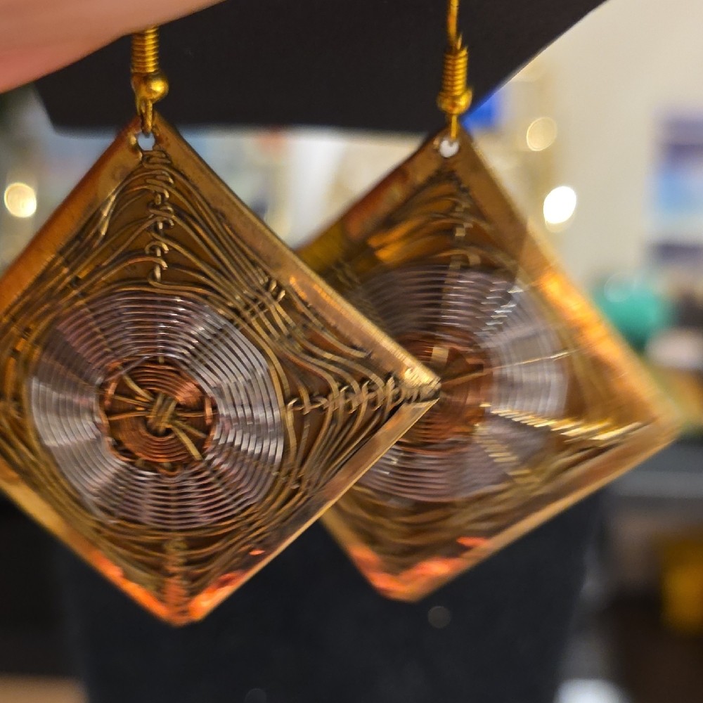 Source Unknown Gold And Silver Square Wirework Da… - image 3